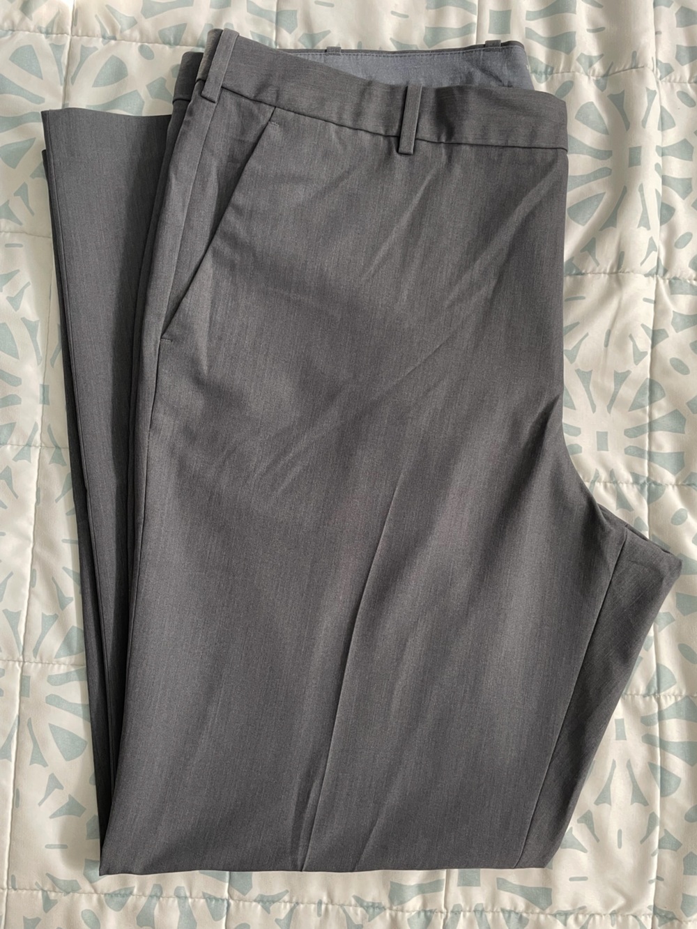 Perry Ellis Portfolio Men’s Classic Gray Dress Pants - Size 40x32
